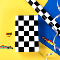 WRAPAHOLIC detalle del patrón a cuadros, aporta impacto visual temático