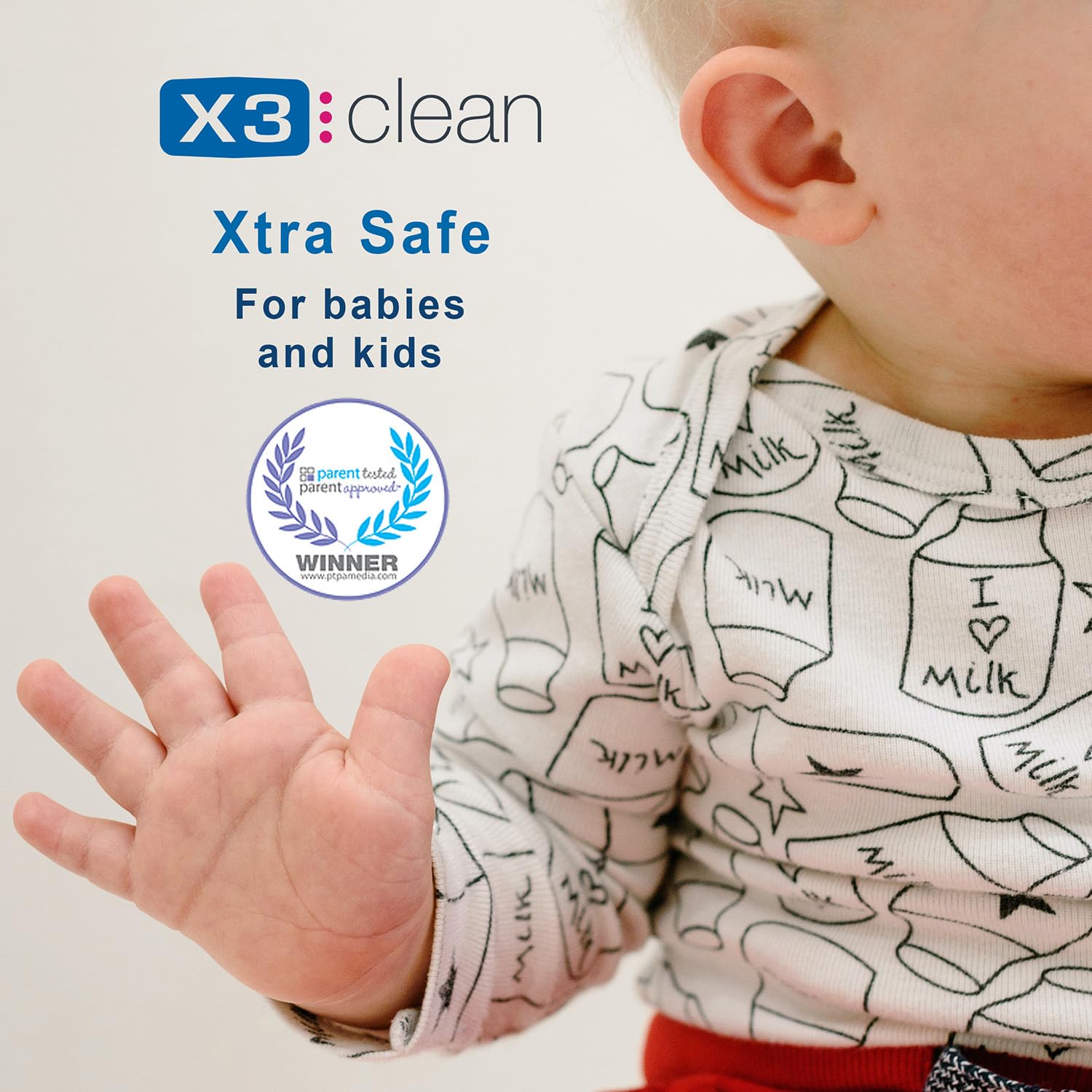 X3 Clean manos aplicando espuma mostrando uso rápido y cómodo