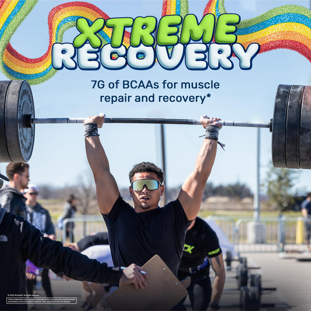 Xtend escena de entrenamiento con atleta bebiendo y favoreciendo recuperación