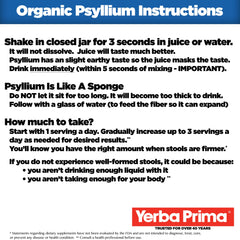 Cucharada de psyllium Yerba Prima disuelta en vaso resaltando fácil mezcla