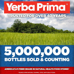 Manos vertiendo psyllium Yerba Prima subrayando dosificación práctica