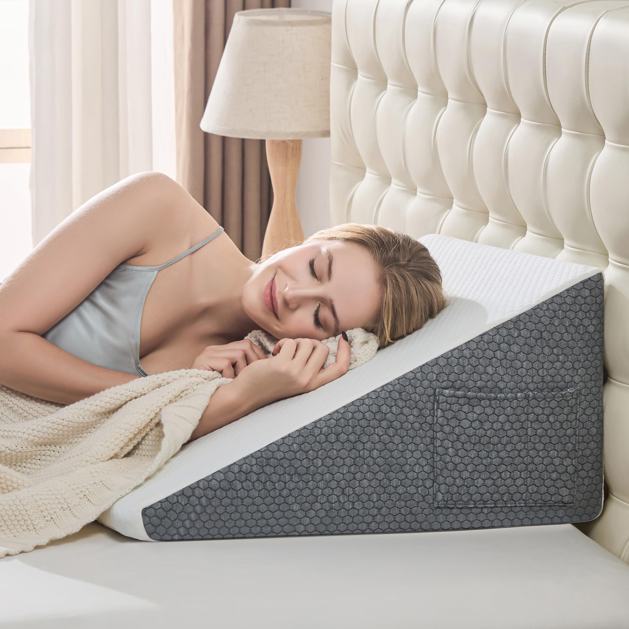 Yojoker almohada cuña vista frontal, soporte estable para dormir