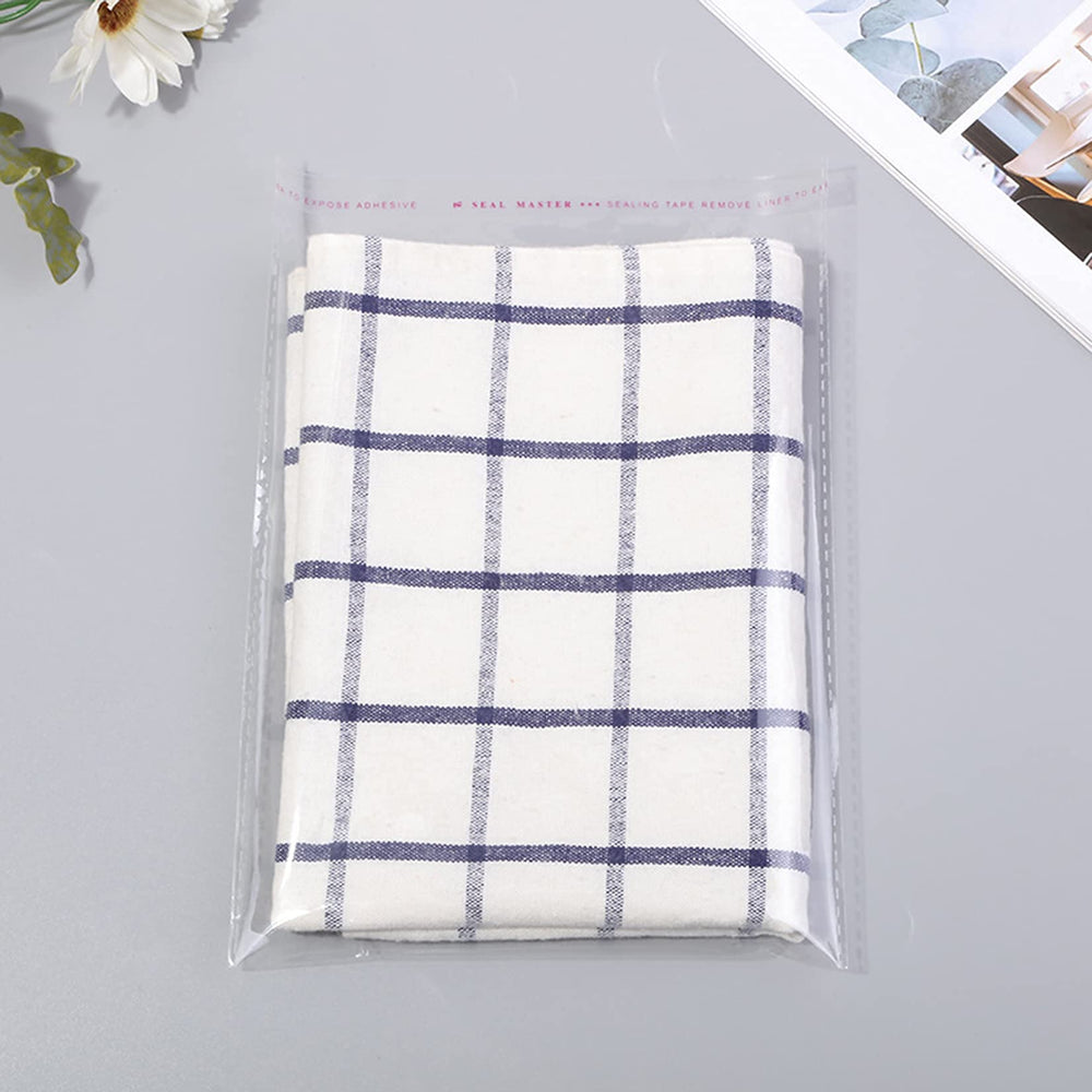 Yotelab bolsas en expositor de feria mostrando presentación lista para venta