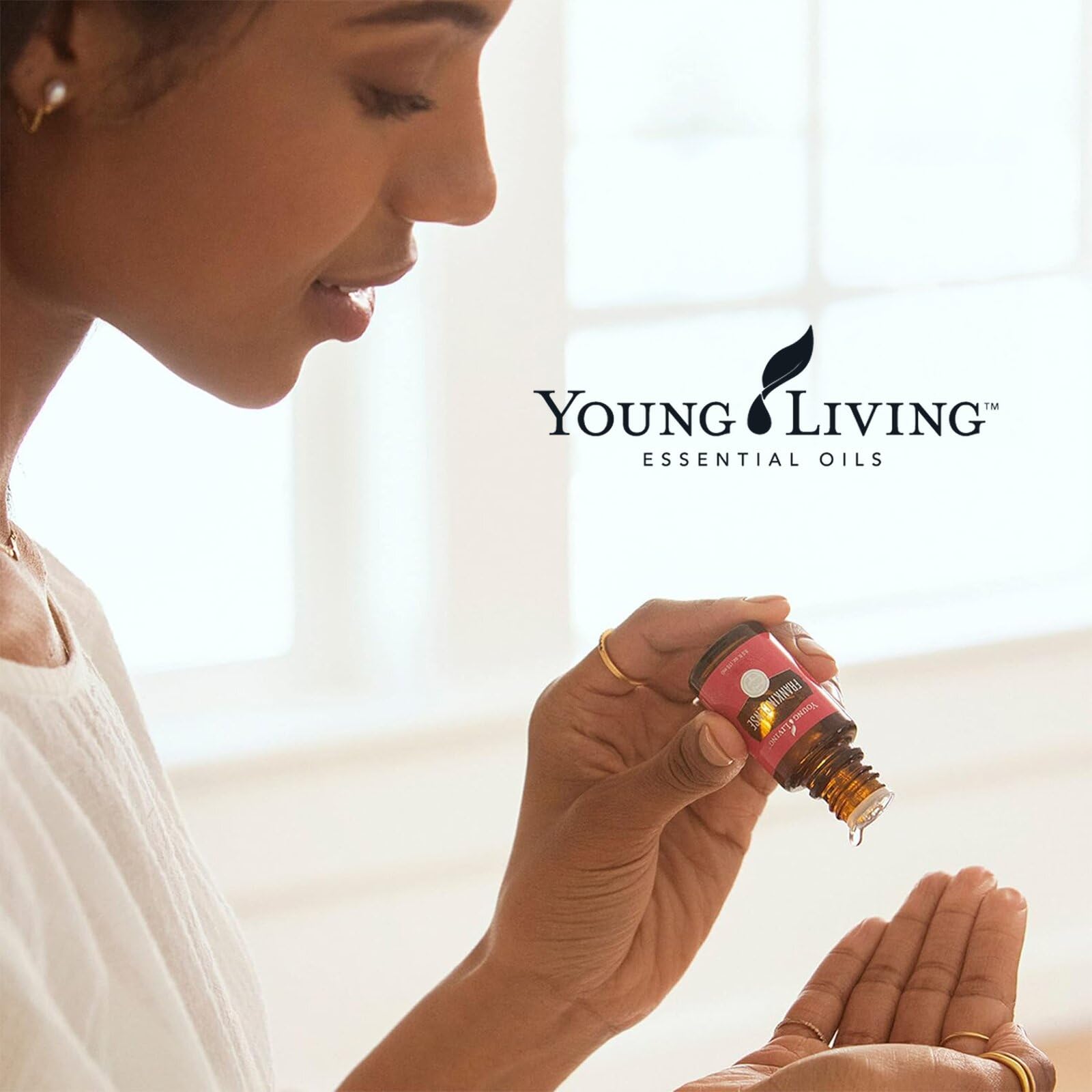 Young Living producto en escena relajante ideal para meditación diaria
