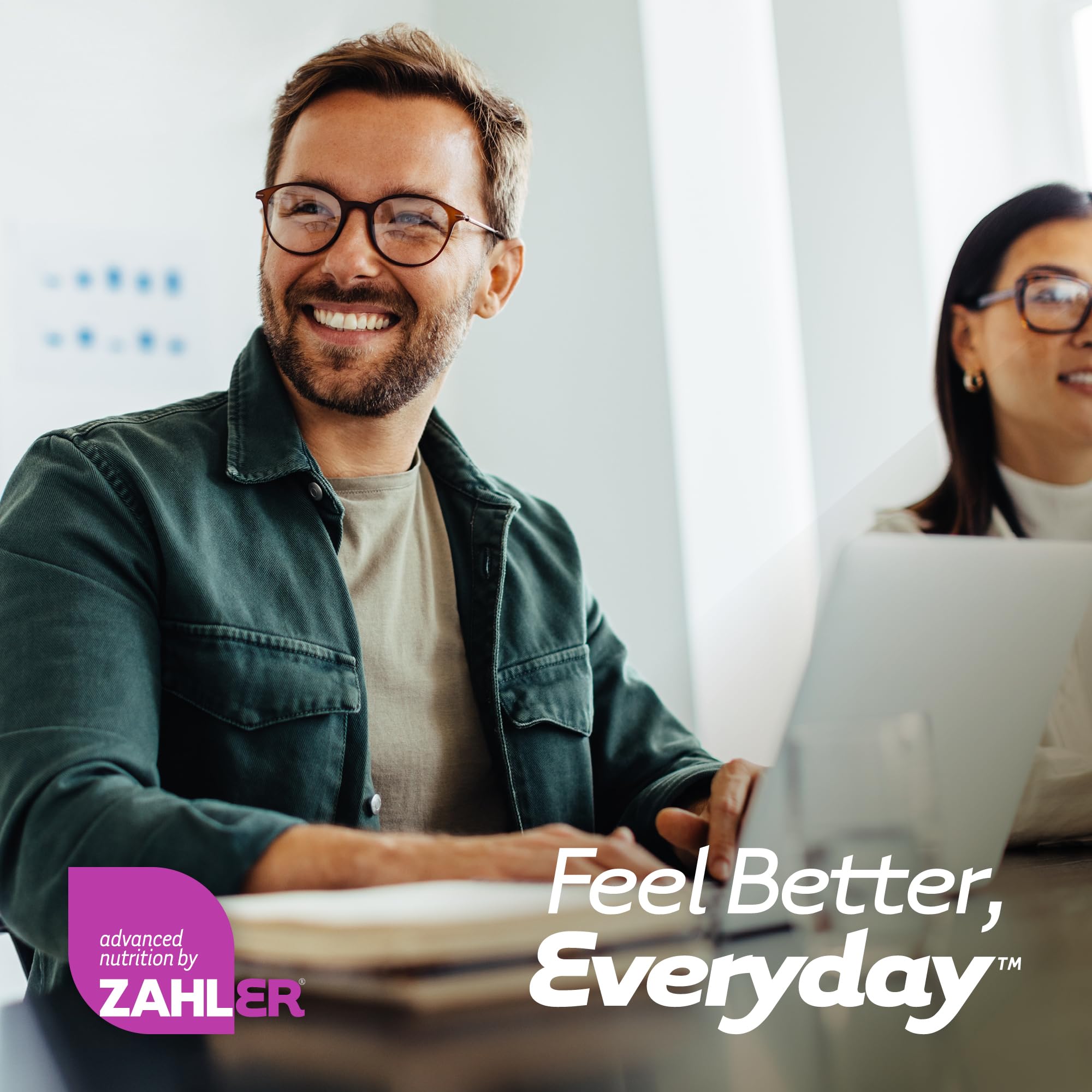 Zahler suplemento en contexto activo mostrando apoyo al estilo de vida