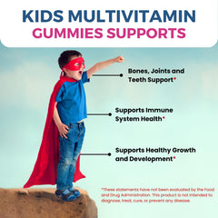 Zaytun Vitamins gomita en mano para comparar tamaño y dosis