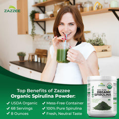 Zazzee spirulina en batido verde preparado, muestra fácil incorporación