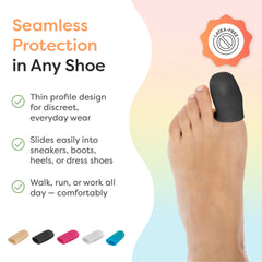 ZenToes protector colocado en dedo demostrando ajuste cómodo y seguro