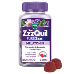 ZzzQuil envase frontal mostrando 48 gomitas y beneficios para dormir