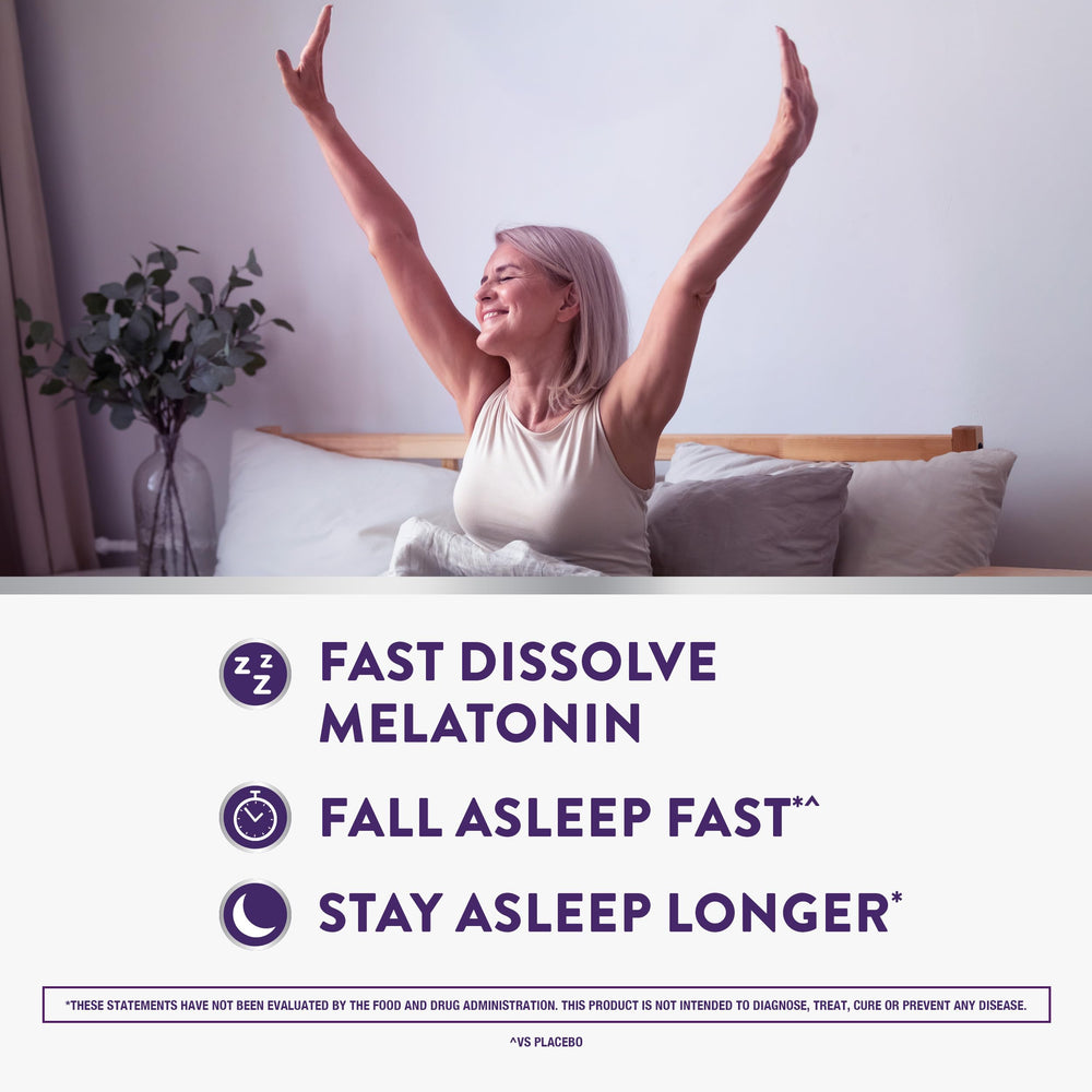 ZzzQuil tabletas en mano mostrando tamaño y porción